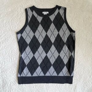 Alfred Sung preppy grey argyle sweater vest